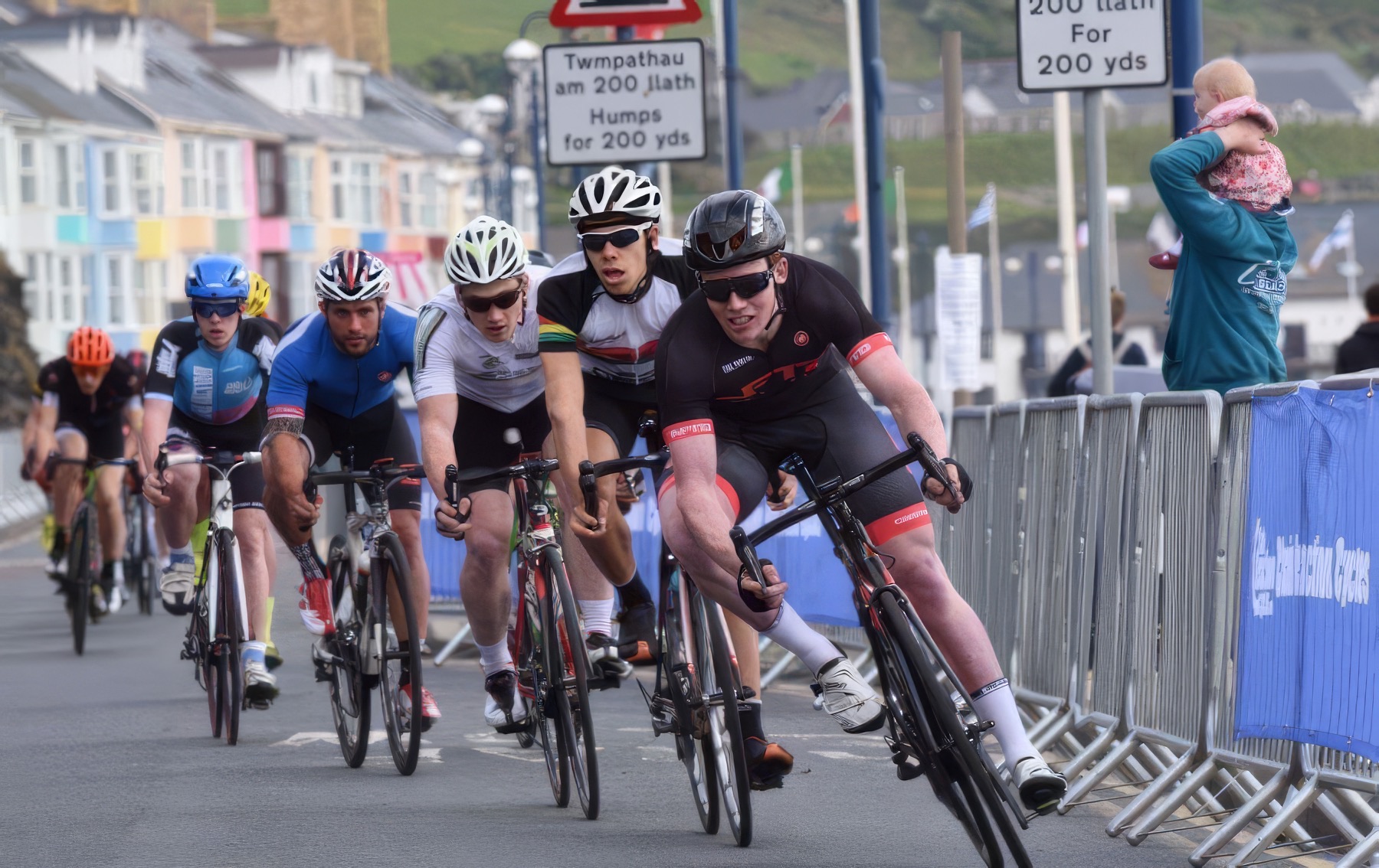 George leading a road race